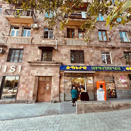 Apartment In Monument Yerevan Exterior foto